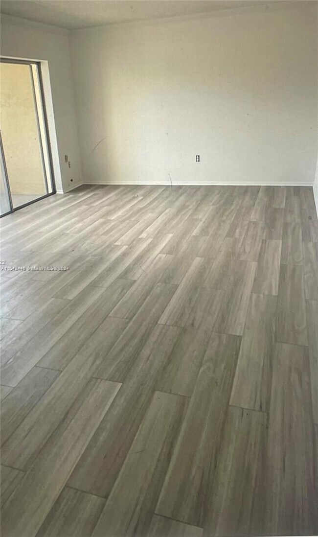 Photo - 7765 SW 86th St