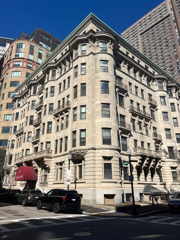 Building Photo - 8 Garrison St Unit 608