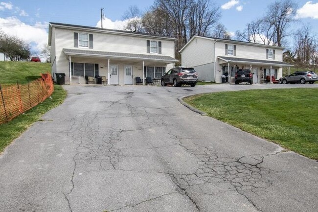 Photo - 156 Berrywood Ln