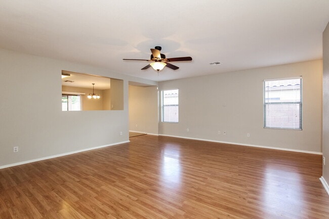 Photo - 3008 W White Feather Ln