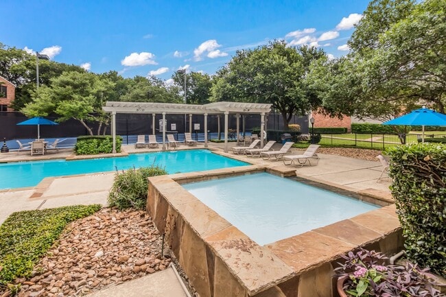 Building Photo - 114111 Research Blvd