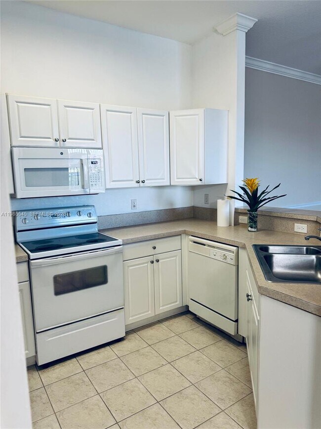 Photo - 4702 SW 160th Ave Unit 337