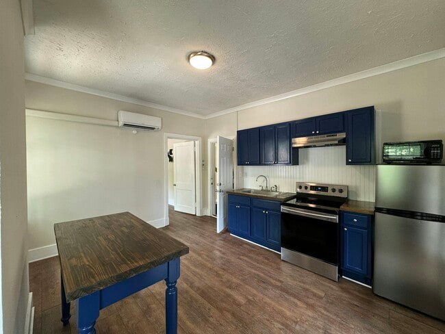 Photo - 814 N Congress St Unit 7