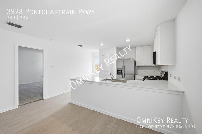 Photo - 3928 Pontchartrain Pkwy