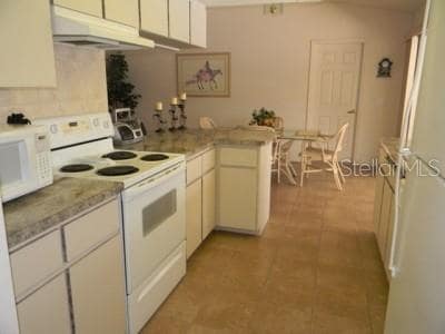 Photo - 18371 Edgewater Dr