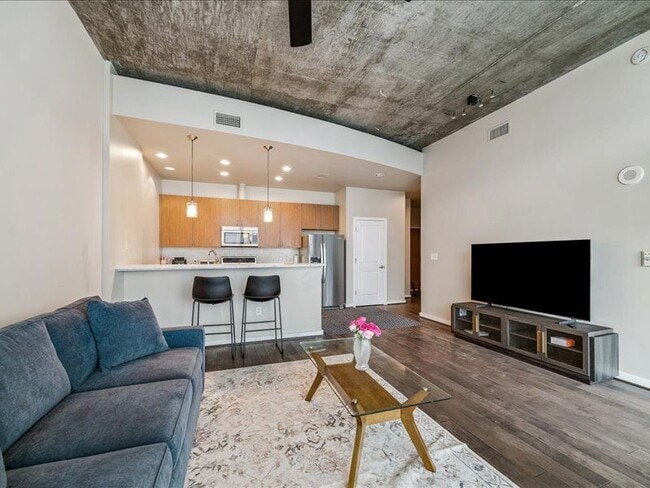 Photo - 5925 Almeda Rd Unit 12704