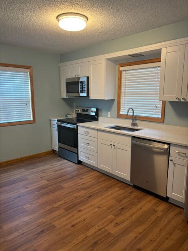 3 Bedroom 1 Bath Home in St. Joseph! Rental House Rental in Saint