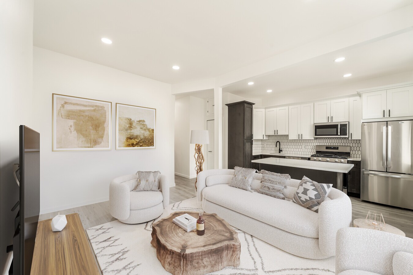 Renovated with Open concept living space - 393 Baldwin Ave Apartments Unit 2G