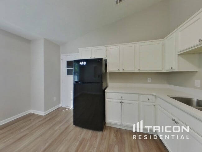 Photo - 6617 Flat Rock Dr