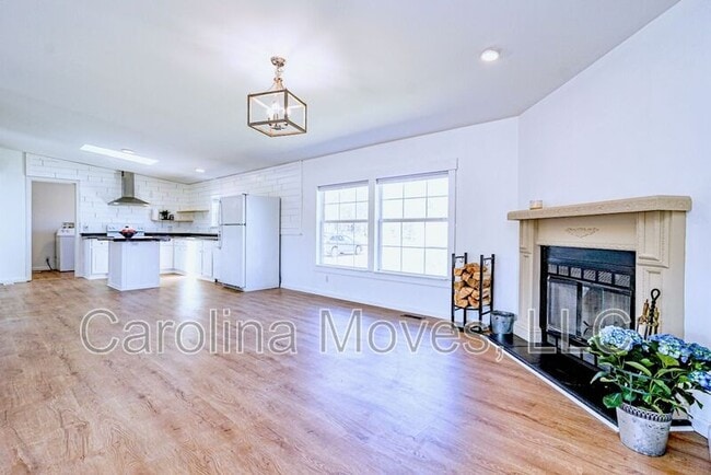 Photo - 78 Old McElhaney Rd