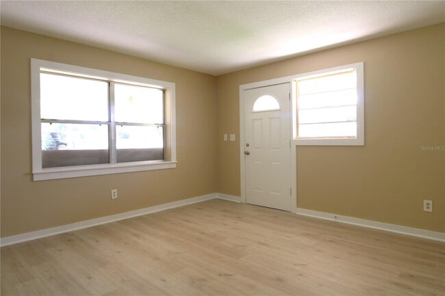 Photo - 1388 Whitewood Dr