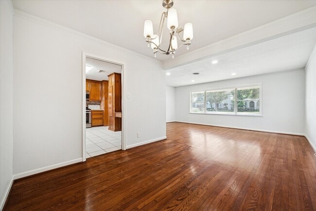 Photo - 4802 Holly St