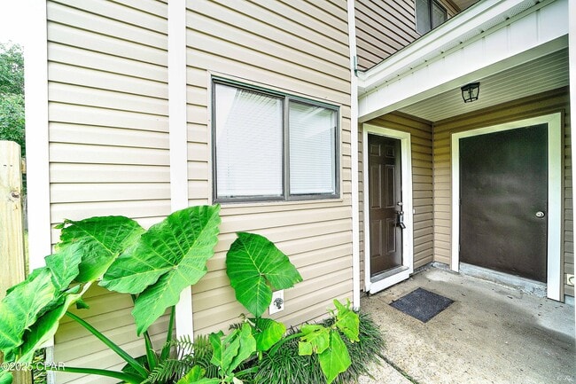 Building Photo - 3108 E Baldwin Rd