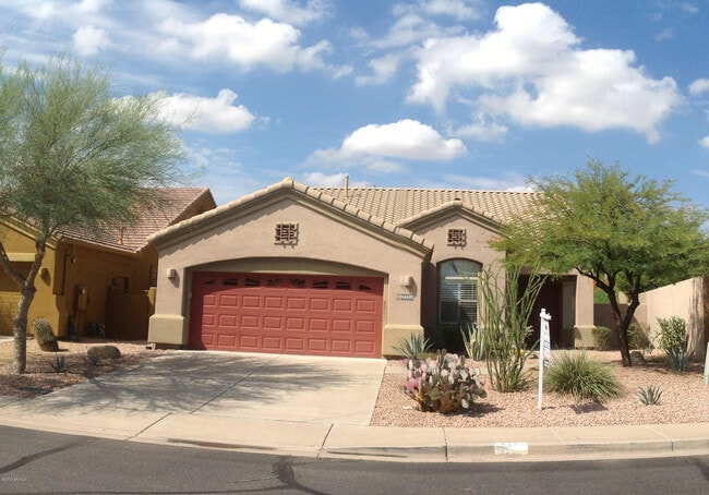 Building Photo - 14442 Agave Dr Rental