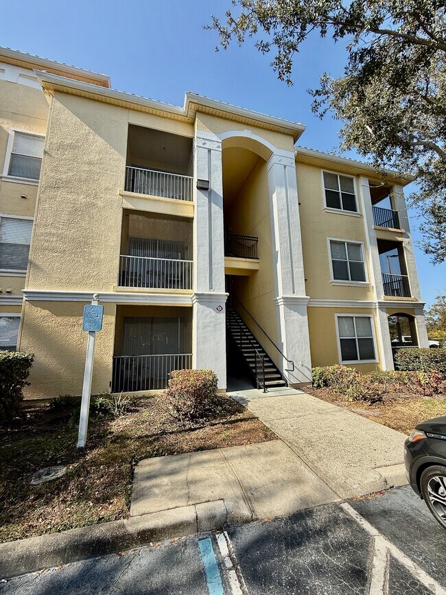 Building Photo - 1400 Lake Shadow Cir Unit 10206