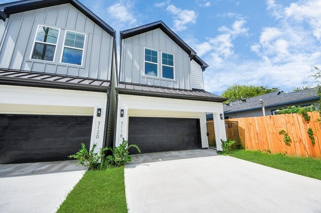 Photo - 3118 Wentworth St