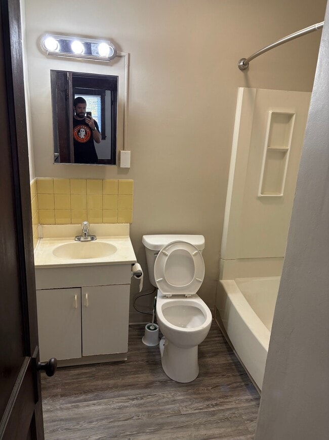 Photo - 3105 Rogers St Unit 2