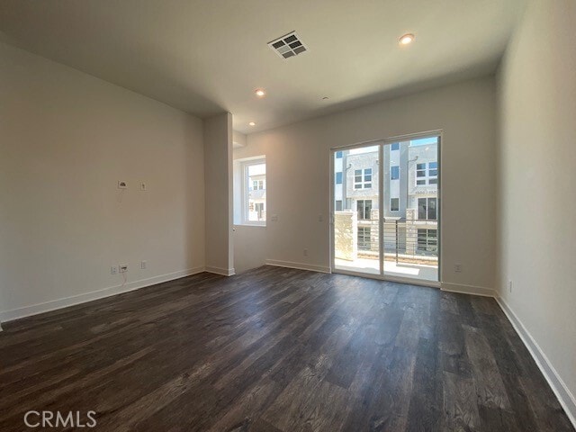 1411 W Cara Dr