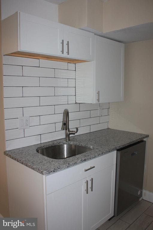 Photo - 115 E Kings Hwy Unit 299