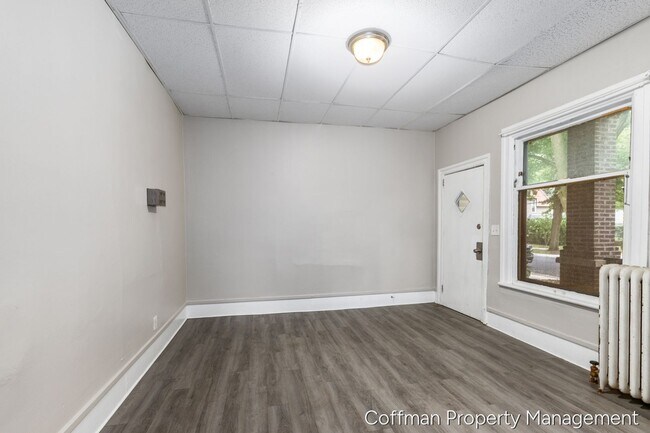 Photo - 1545 Queen Ave NE Unidad 1545 Queen Ave NE Apt 1