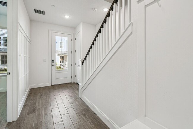 Photo - 1927 Risby Aly