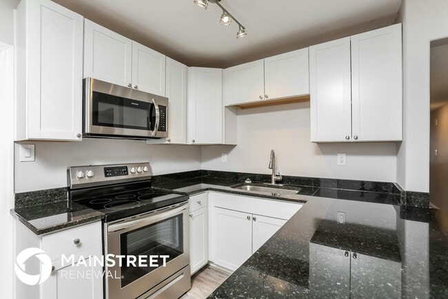 Photo - 2639 Northland Rd