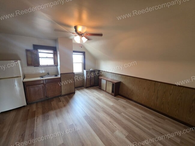 Photo - 625 Roosevelt Dr Unit 8