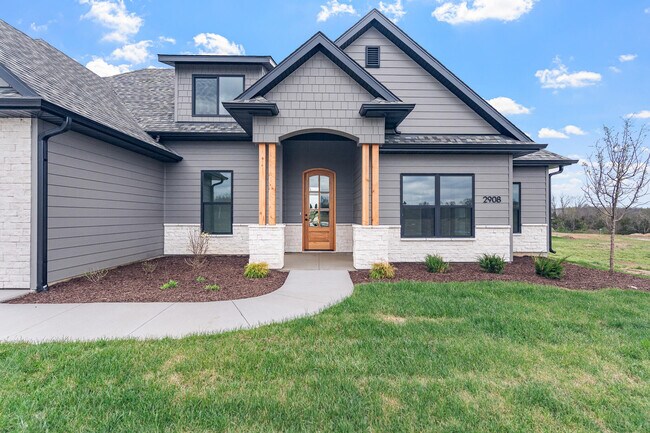2908 GENESIS Dr