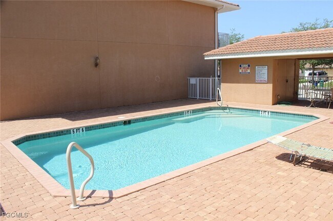 Photo - 607 SE 13th Pl Unit 203