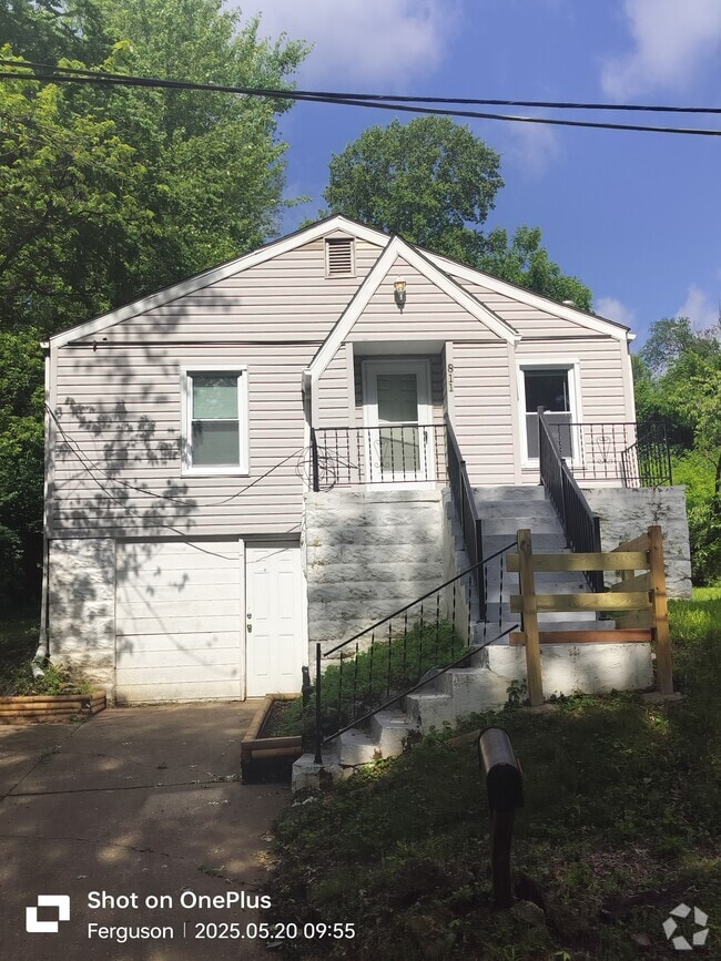 Building Photo - 811 Arline Dr Rental