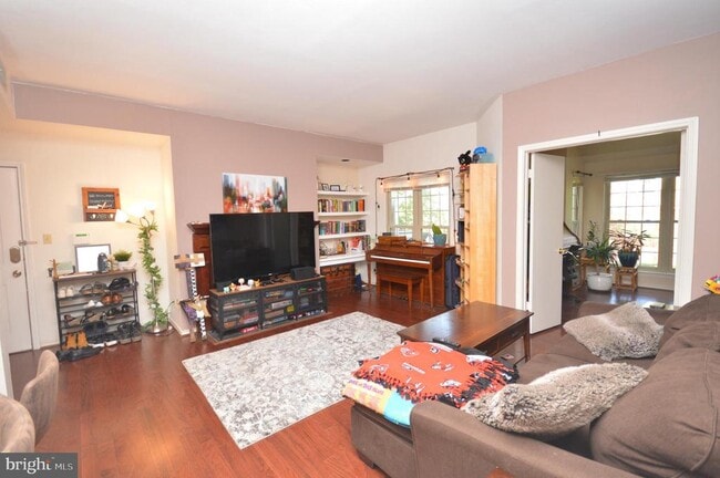 Building Photo - 3912 Penderview Dr Unit 525