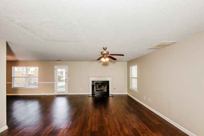 Photo - 2008 Rolling Meadows Rd