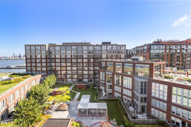 Photo - 1125 Maxwell Ln Unit 1023