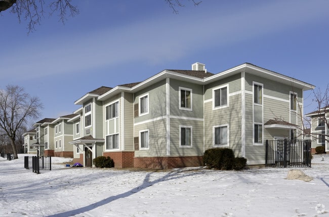 Photo - Cecil Newman Apartments