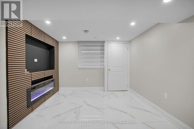 Photo - 1046 Jalna Blvd