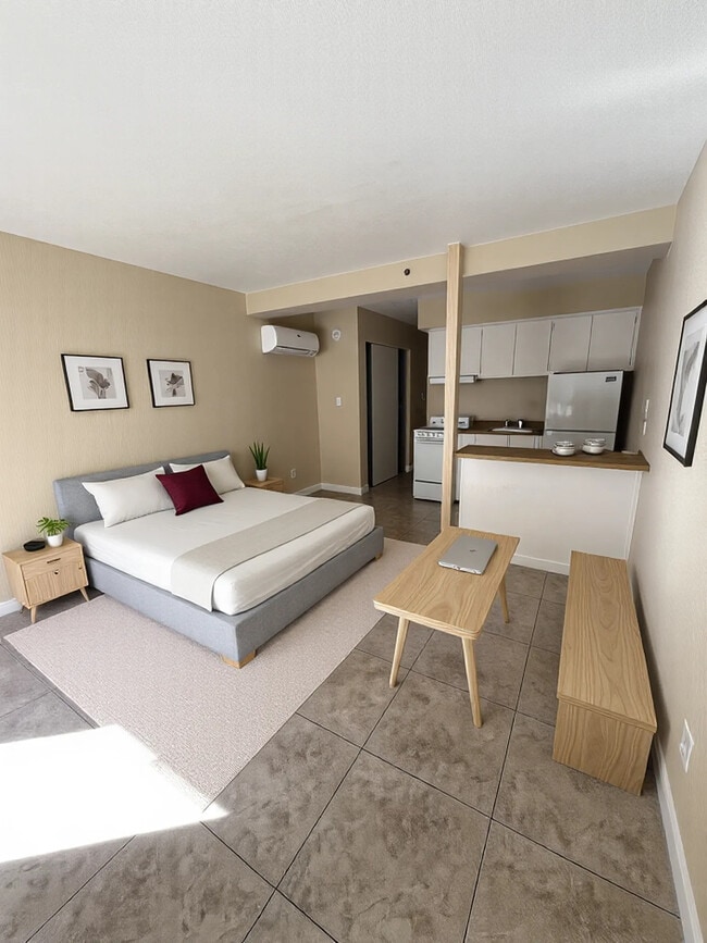 Photo - Towers on 19th