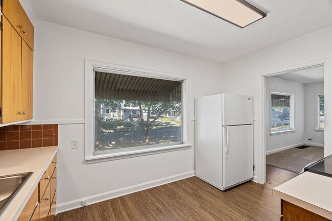 Photo - Spacious 4 Bed, 3 Bath Corner Lot Home!