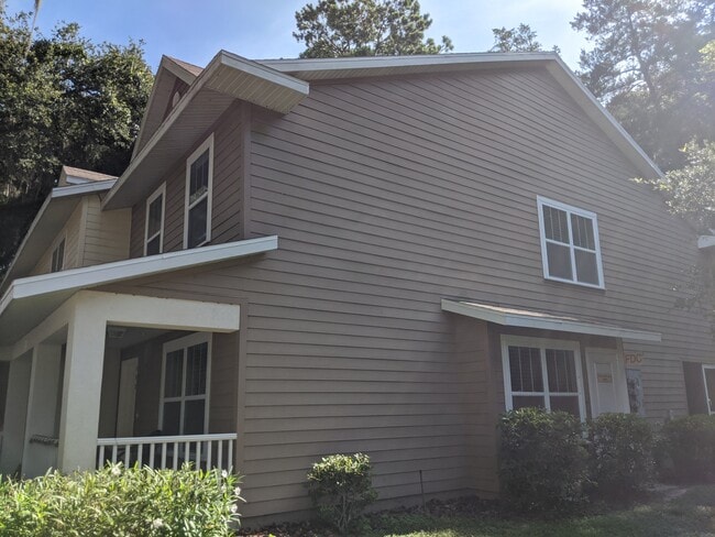 Photo - 4605 SW 48th Dr