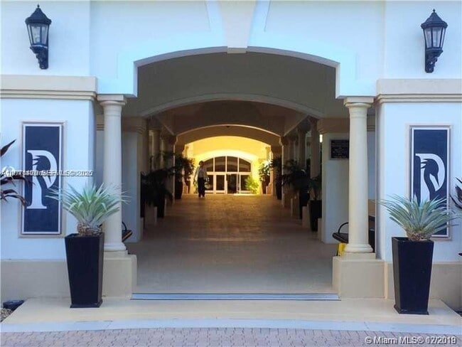 Building Photo - 21205 NE 37th Ave Unit 1510