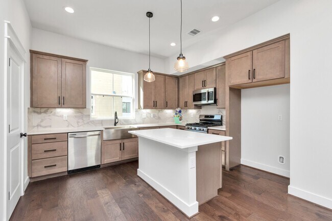 Photo - 5418 Wheatley St