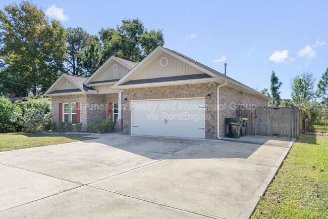 Photo - 242 Cecelia Dr NW