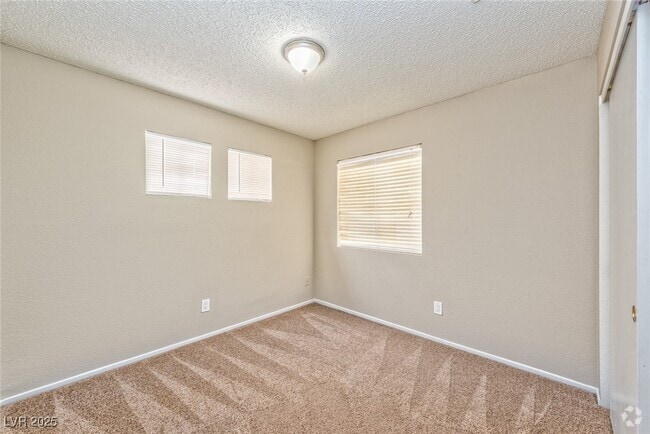 Building Photo - 1051 Overture Dr Rental