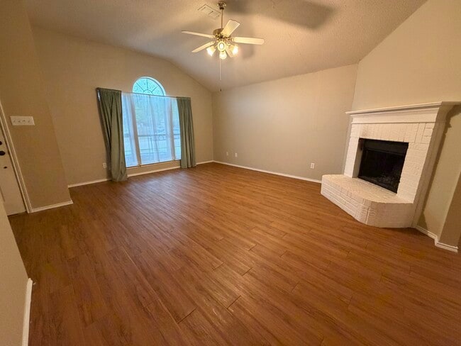 Photo - 2521 Ensenada Ln