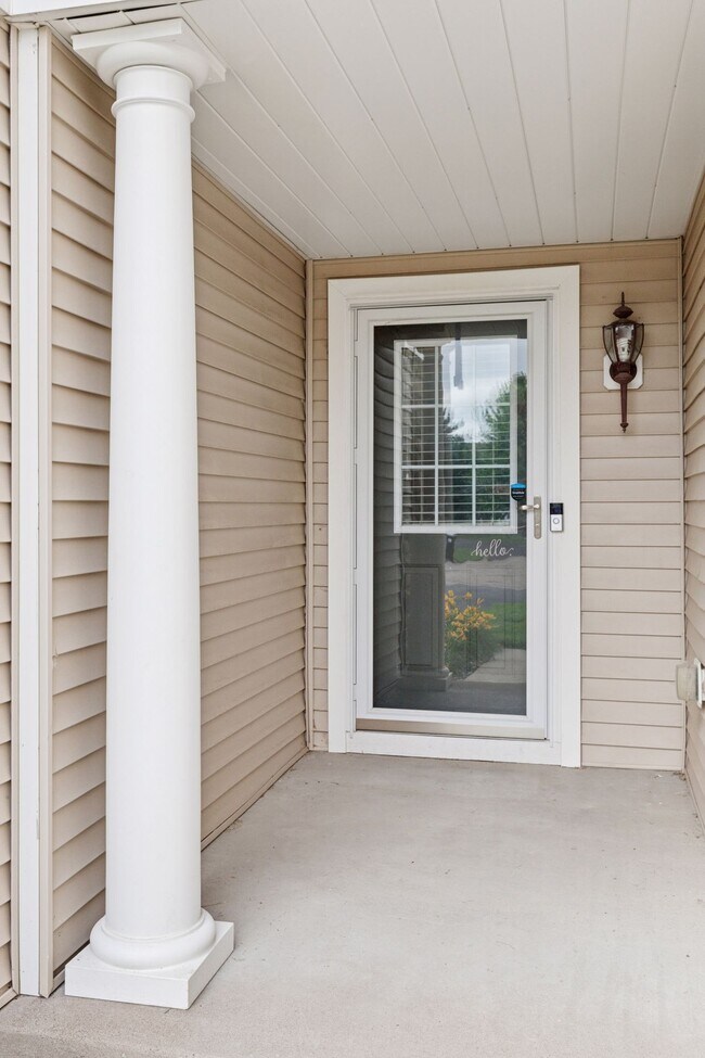 Photo - 15424 Foster Dr N