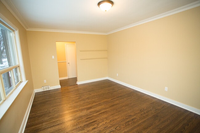 Photo - 23 Flintridge Rd Unit 1