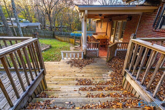 Photo - 702 Chambers Dr NE