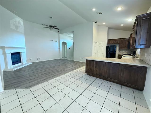 Photo - 10008 Tulare Ln