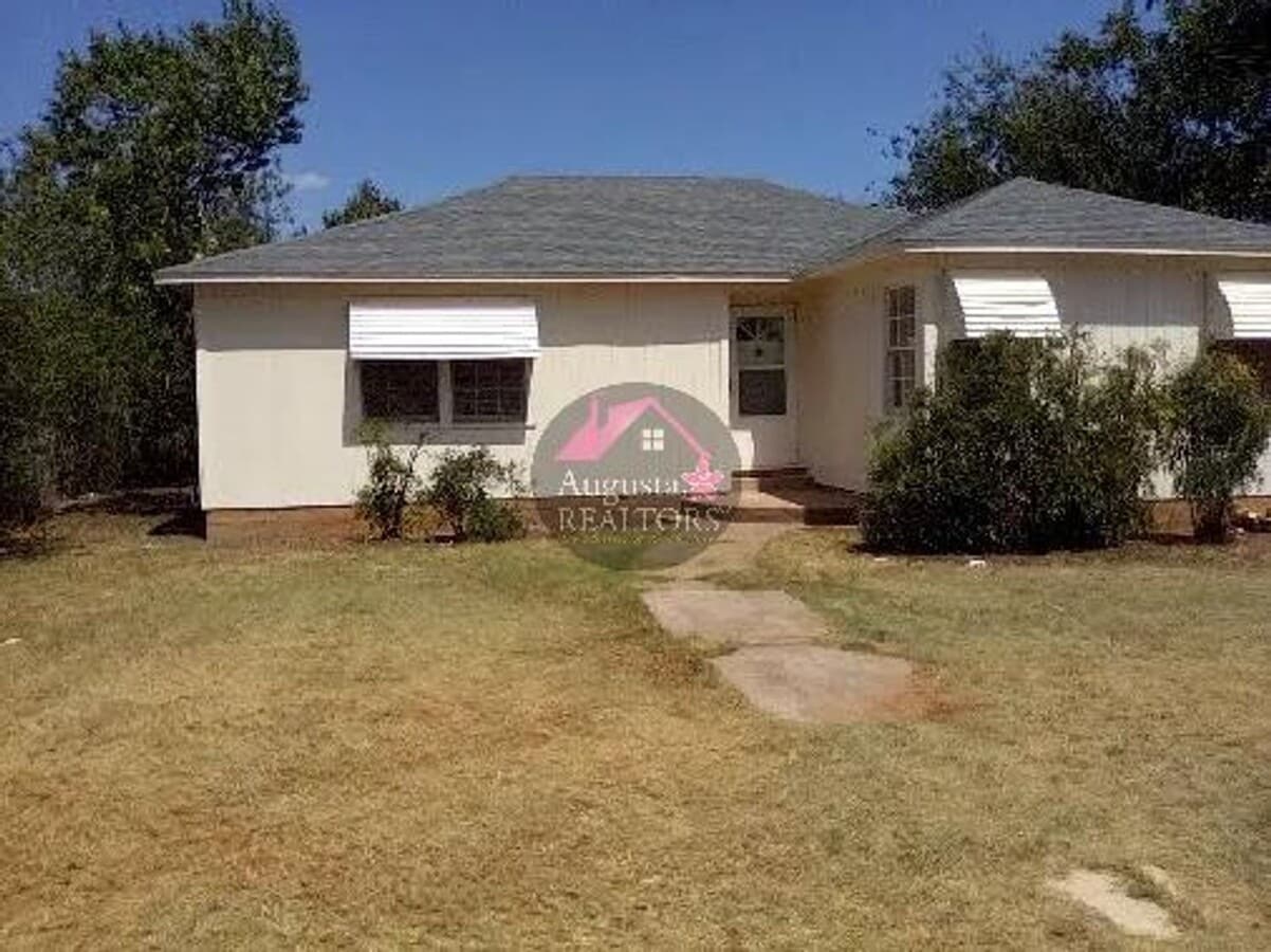Photo - 1821 Ave K