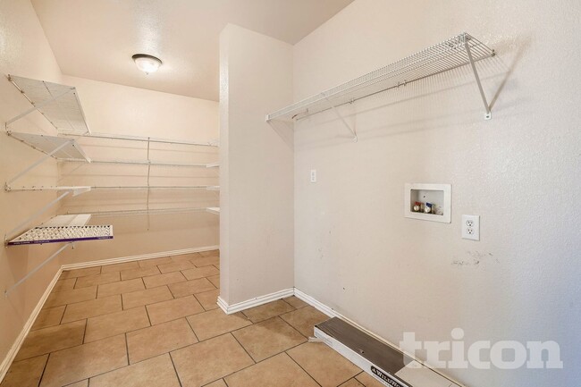 Photo - 9213 St Martin Rd