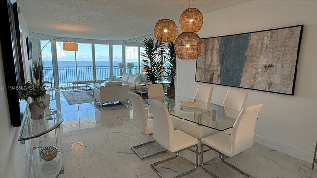 Building Photo - 17375 Collins Ave Unit 1901